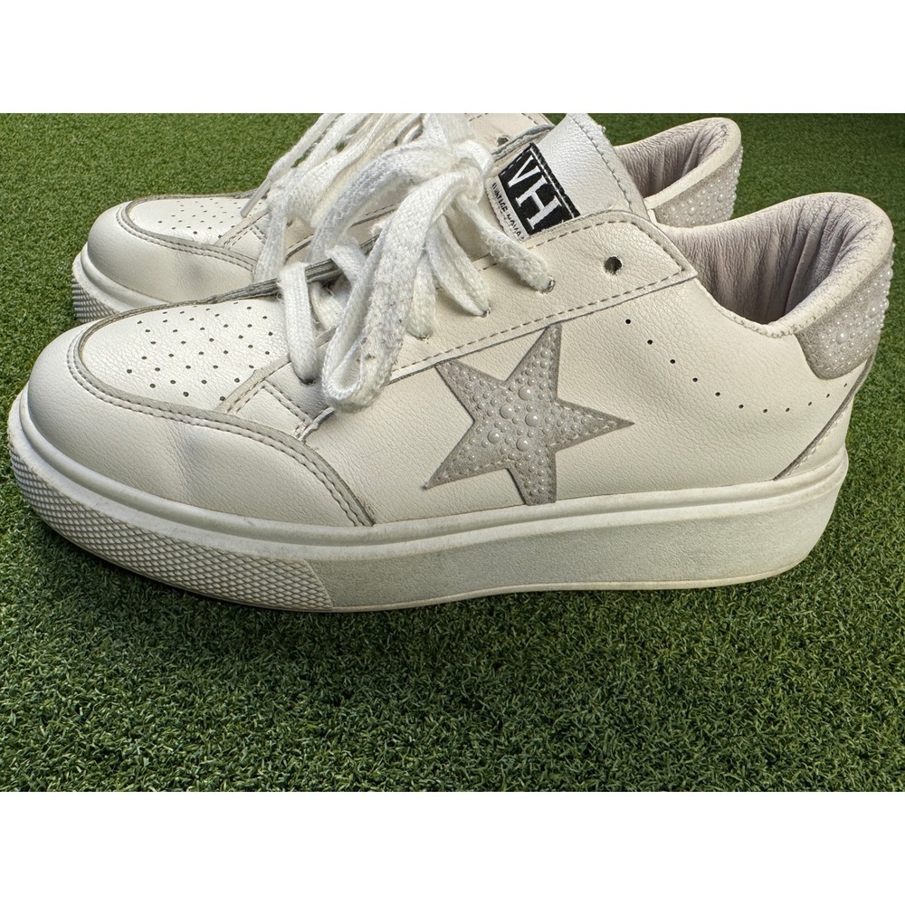 Vintage Havana White Sneakers with Silver Accents - Picture 8 of 10